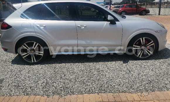 Acheter Occasion Voiture Porsche Cayenne Gris à Grootfontein, Namibie Acheter Occasion Voiture Porsche Cayenne Gris à Grootfontein, Namibie