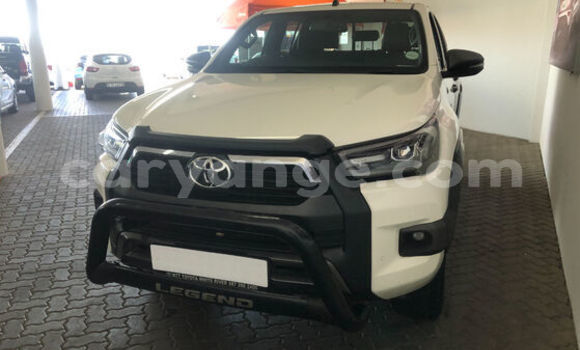 Buy Used Toyota Hilux White Car in Grootfontein in Namibia Buy Used Toyota Hilux White Car in Grootfontein in Namibia