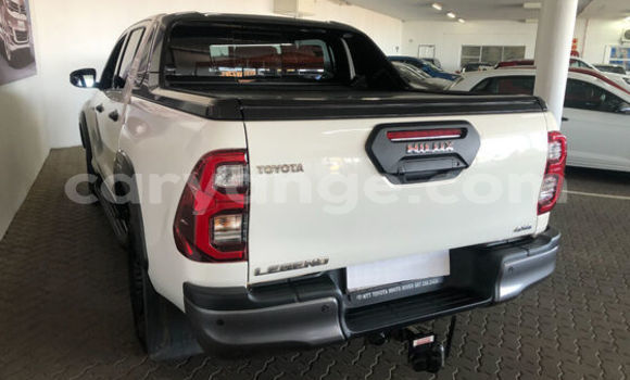 Buy Used Toyota Hilux White Car in Grootfontein in Namibia Buy Used Toyota Hilux White Car in Grootfontein in Namibia