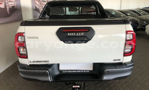 Buy Used Toyota Hilux White Car in Grootfontein in Namibia Buy Used Toyota Hilux White Car in Grootfontein in Namibia