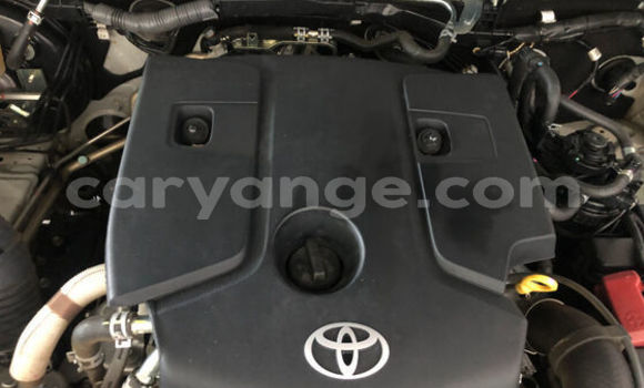 Buy Used Toyota Hilux White Car in Grootfontein in Namibia Buy Used Toyota Hilux White Car in Grootfontein in Namibia