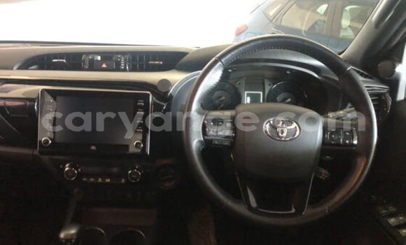 Buy Used Toyota Hilux White Car in Grootfontein in Namibia Buy Used Toyota Hilux White Car in Grootfontein in Namibia