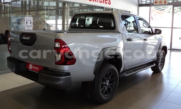 Acheter Occasion Voiture Toyota Hilux Gris à Karasburg, Karas Acheter Occasion Voiture Toyota Hilux Gris à Karasburg, Karas