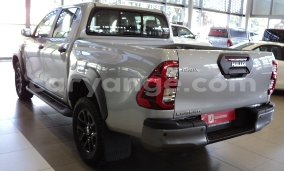 Acheter Occasion Voiture Toyota Hilux Gris à Karasburg, Karas Acheter Occasion Voiture Toyota Hilux Gris à Karasburg, Karas
