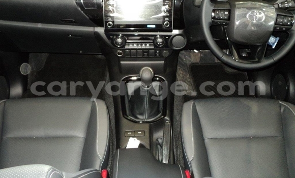 Acheter Occasion Voiture Toyota Hilux Gris à Karasburg, Karas Acheter Occasion Voiture Toyota Hilux Gris à Karasburg, Karas