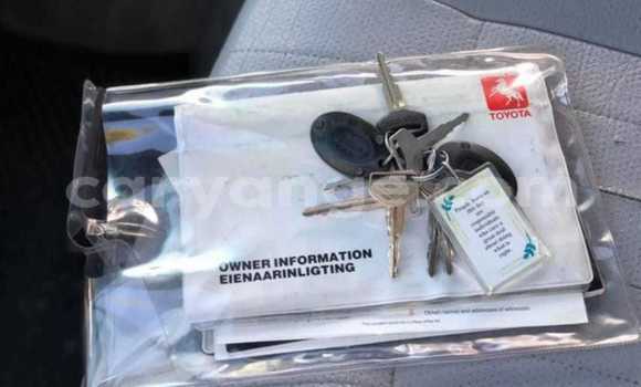 Acheter Occasion Voiture Toyota Hi Ace Blanc à Windhoek, Namibie Acheter Occasion Voiture Toyota Hi Ace Blanc à Windhoek, Namibie