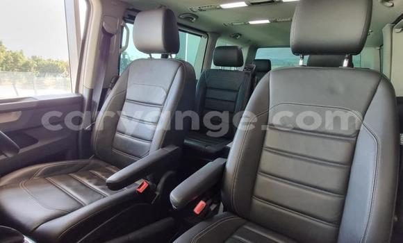 Buy Used Volkswagen Caravelle White Car in Windhoek in Namibia Buy Used Volkswagen Caravelle White Car in Windhoek in Namibia