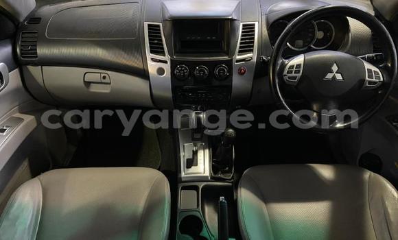 Acheter Occasion Voiture Mitsubishi Pajero Gris à Windhoek, Namibie Acheter Occasion Voiture Mitsubishi Pajero Gris à Windhoek, Namibie