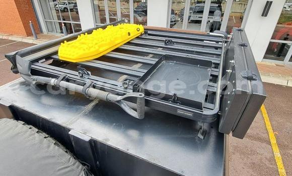 Acheter Occasion Voiture Toyota Land Cruiser Blanc à Windhoek, Namibie Acheter Occasion Voiture Toyota Land Cruiser Blanc à Windhoek, Namibie