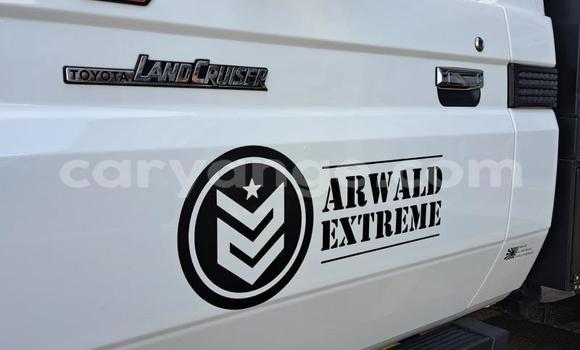 Acheter Occasion Voiture Toyota Land Cruiser Blanc à Windhoek, Namibie Acheter Occasion Voiture Toyota Land Cruiser Blanc à Windhoek, Namibie