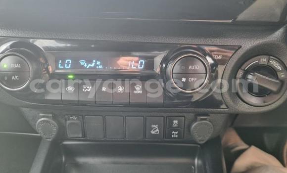 Buy Used Toyota Hilux Silver Car in Grootfontein in Namibia Buy Used Toyota Hilux Silver Car in Grootfontein in Namibia