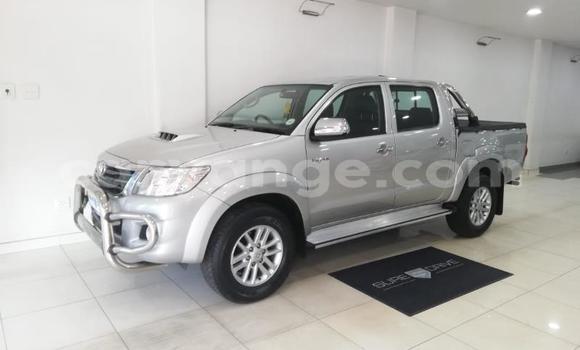 Buy Used Toyota Highlander Red Car in Gobabis in Omaheke Buy Used Toyota Highlander Red Car in Gobabis in Omaheke