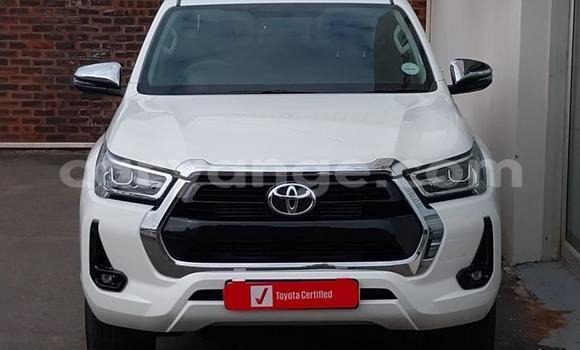 Acheter Occasion Voiture Toyota Hilux Blanc à Karasburg, Karas Acheter Occasion Voiture Toyota Hilux Blanc à Karasburg, Karas