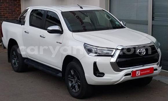 Acheter Occasion Voiture Toyota Hilux Blanc à Karasburg, Karas Acheter Occasion Voiture Toyota Hilux Blanc à Karasburg, Karas