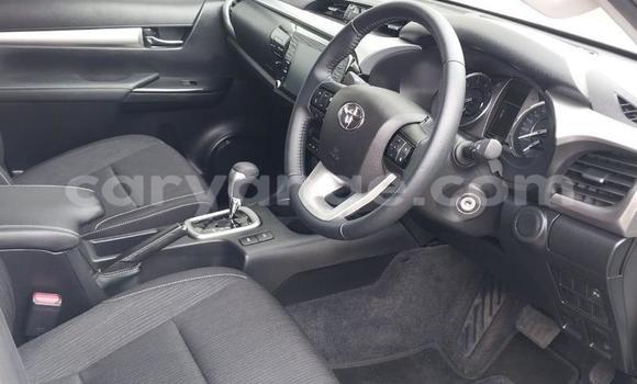 Acheter Occasion Voiture Toyota Hilux Blanc à Karasburg, Karas Acheter Occasion Voiture Toyota Hilux Blanc à Karasburg, Karas