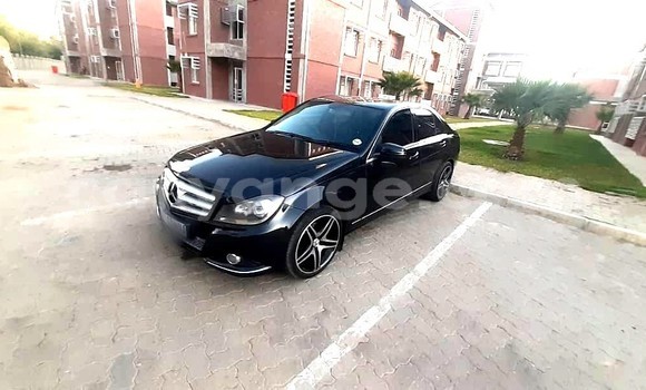 Acheter Occasion Voiture Mercedes-Benz C–Class Noir à Windhoek, Namibie Acheter Occasion Voiture Mercedes-Benz C–Class Noir à Windhoek, Namibie