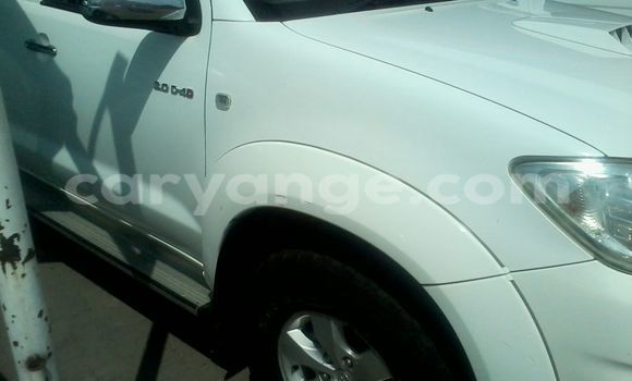 Acheter Occasion Voiture Toyota Hilux Blanc à Windhoek, Namibie Acheter Occasion Voiture Toyota Hilux Blanc à Windhoek, Namibie