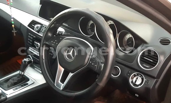 Acheter Occasion Voiture Mercedes-Benz C–Class Noir à Windhoek, Namibie Acheter Occasion Voiture Mercedes-Benz C–Class Noir à Windhoek, Namibie