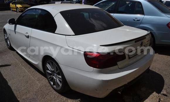 Acheter Occasion Voiture BMW 3–Series Blanc à Windhoek, Namibie Acheter Occasion Voiture BMW 3–Series Blanc à Windhoek, Namibie