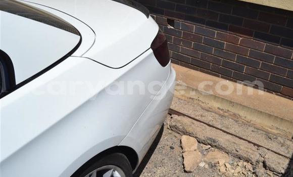 Acheter Occasion Voiture BMW 3–Series Blanc à Windhoek, Namibie Acheter Occasion Voiture BMW 3–Series Blanc à Windhoek, Namibie