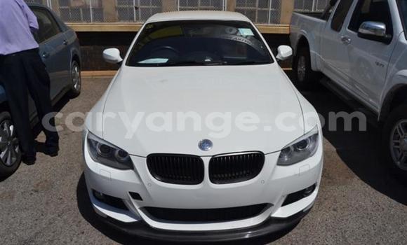 Acheter Occasion Voiture BMW 3–Series Blanc à Windhoek, Namibie Acheter Occasion Voiture BMW 3–Series Blanc à Windhoek, Namibie
