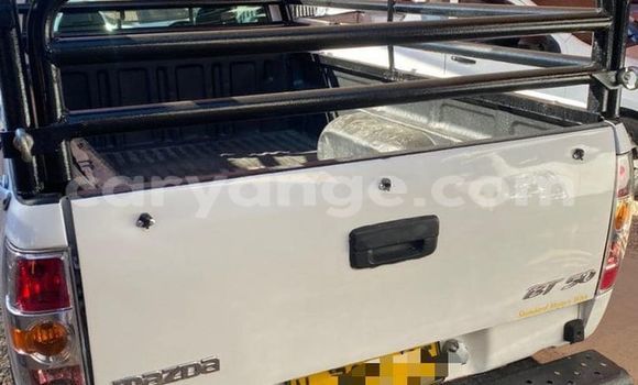 Buy Used Mazda BT-50 White Car in Windhoek in Namibia Buy Used Mazda BT-50 White Car in Windhoek in Namibia