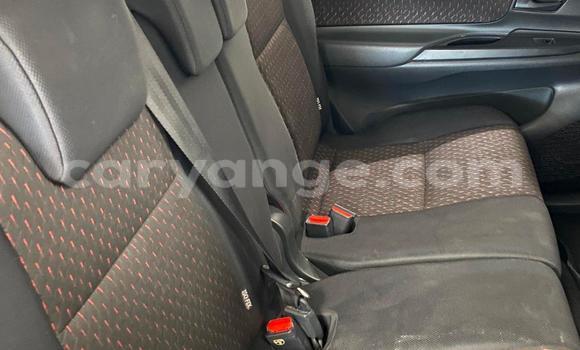 Acheter Occasion Voiture Toyota Avanza Gris à Windhoek, Namibie Acheter Occasion Voiture Toyota Avanza Gris à Windhoek, Namibie