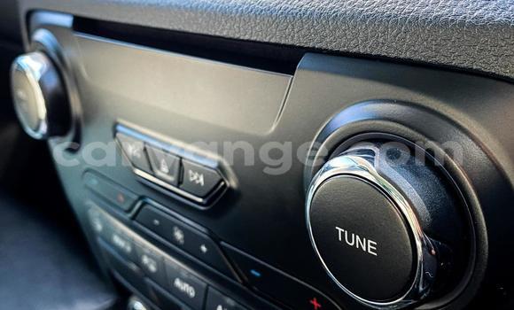 Buy Used Ford Everest White Car in Windhoek in Namibia Buy Used Ford Everest White Car in Windhoek in Namibia