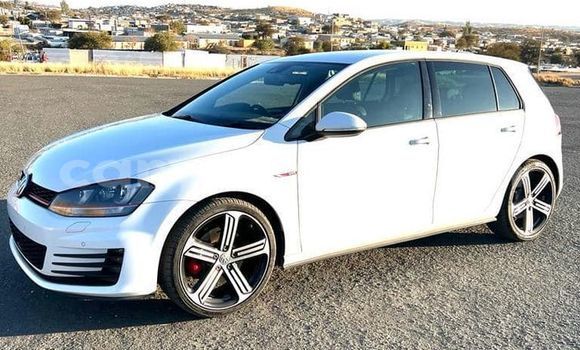 Acheter Occasion Voiture Volkswagen Golf Blanc à Windhoek, Namibie Acheter Occasion Voiture Volkswagen Golf Blanc à Windhoek, Namibie