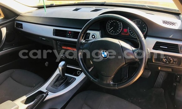 Acheter Occasion Voiture BMW 3–Series Bleu à Windhoek, Namibie Acheter Occasion Voiture BMW 3–Series Bleu à Windhoek, Namibie