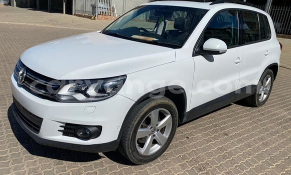 Buy Used Volkswagen Tiguan White Car in Windhoek in Namibia Buy Used Volkswagen Tiguan White Car in Windhoek in Namibia
