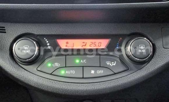 Buy Used Toyota Vitz Green Car in Rundu in Namibia Buy Used Toyota Vitz Green Car in Rundu in Namibia