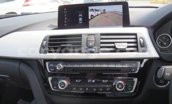 Acheter Occasion Voiture BMW 3–Series Blanc à Rundu, Namibie Acheter Occasion Voiture BMW 3–Series Blanc à Rundu, Namibie