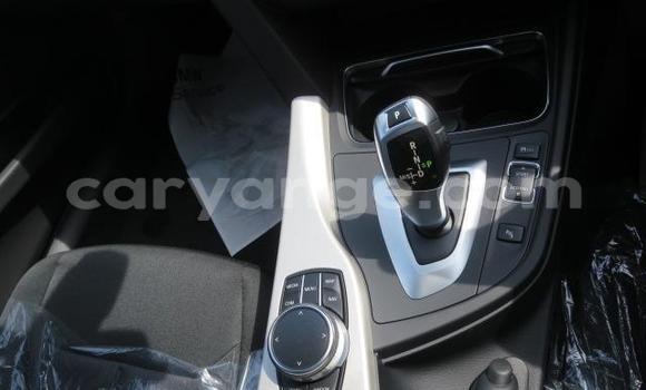 Acheter Occasion Voiture BMW 3–Series Blanc à Rundu, Namibie Acheter Occasion Voiture BMW 3–Series Blanc à Rundu, Namibie