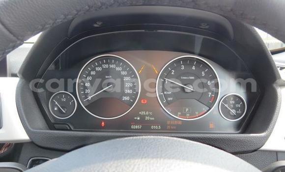 Acheter Occasion Voiture BMW 3–Series Blanc à Rundu, Namibie Acheter Occasion Voiture BMW 3–Series Blanc à Rundu, Namibie