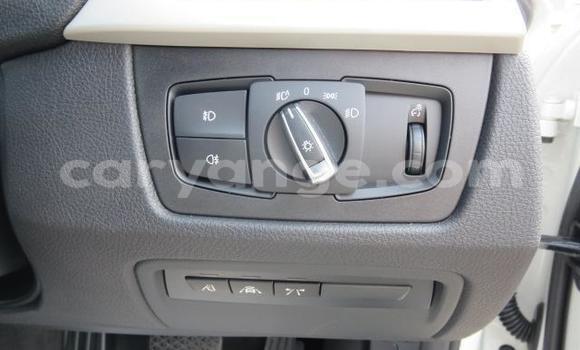 Acheter Occasion Voiture BMW 3–Series Blanc à Rundu, Namibie Acheter Occasion Voiture BMW 3–Series Blanc à Rundu, Namibie