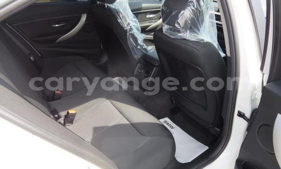 Acheter Occasion Voiture BMW 3–Series Blanc à Rundu, Namibie Acheter Occasion Voiture BMW 3–Series Blanc à Rundu, Namibie