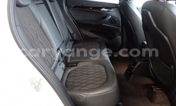 Acheter Occasion Voiture BMW X1 Blanc à Grootfontein, Namibie Acheter Occasion Voiture BMW X1 Blanc à Grootfontein, Namibie