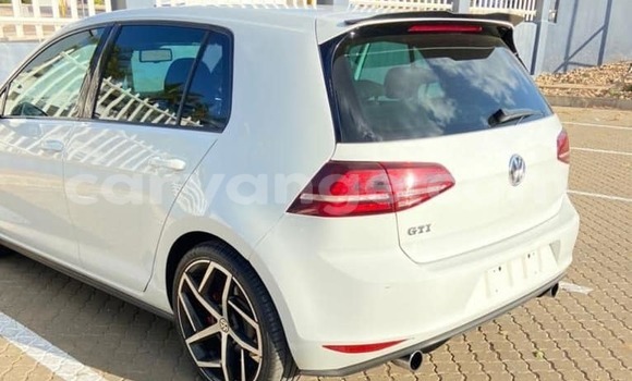 Buy Used Volkswagen Golf White Car in Windhoek in Namibia Buy Used Volkswagen Golf White Car in Windhoek in Namibia
