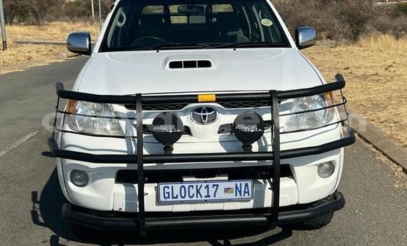 Buy Used Toyota Hilux White Car in Windhoek in Namibia Buy Used Toyota Hilux White Car in Windhoek in Namibia