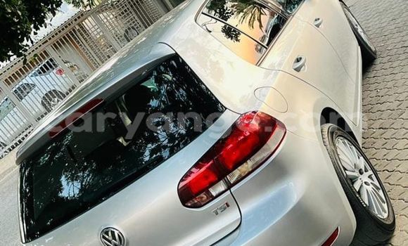 Buy Used Volkswagen Golf Silver Car in Windhoek in Namibia Buy Used Volkswagen Golf Silver Car in Windhoek in Namibia