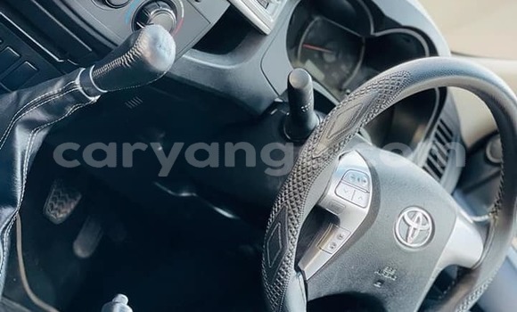 Buy Used Toyota Hilux Silver Car in Windhoek in Namibia Buy Used Toyota Hilux Silver Car in Windhoek in Namibia