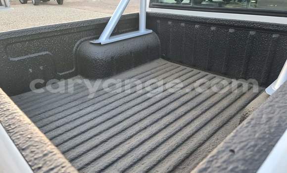 Acheter Occasion Voiture Nissan NP 300 Blanc à Bethanien, Karas Acheter Occasion Voiture Nissan NP 300 Blanc à Bethanien, Karas