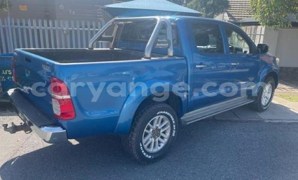 Acheter Occasion Voiture Toyota Hilux Bleu à Windhoek, Namibie Acheter Occasion Voiture Toyota Hilux Bleu à Windhoek, Namibie
