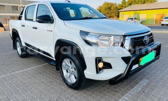 Acheter Occasion Voiture Toyota Hilux Blanc à Windhoek, Namibie
