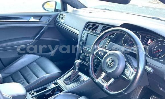 Acheter Occasion Voiture Volkswagen Golf Blanc à Windhoek, Namibie Acheter Occasion Voiture Volkswagen Golf Blanc à Windhoek, Namibie