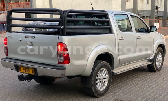 Acheter Occasion Voiture Toyota Hilux Gris à Windhoek, Namibie Acheter Occasion Voiture Toyota Hilux Gris à Windhoek, Namibie
