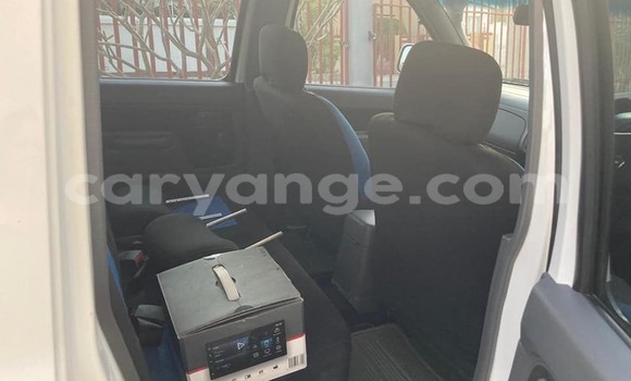 Buy Used Nissan NP 300 White Car in Walvis Bay in Namibia Buy Used Nissan NP 300 White Car in Walvis Bay in Namibia