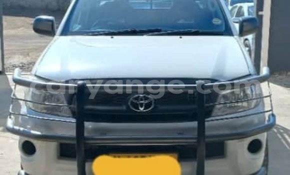 Acheter Occasion Voiture Toyota Hilux Blanc à Walvis Bay, Namibie