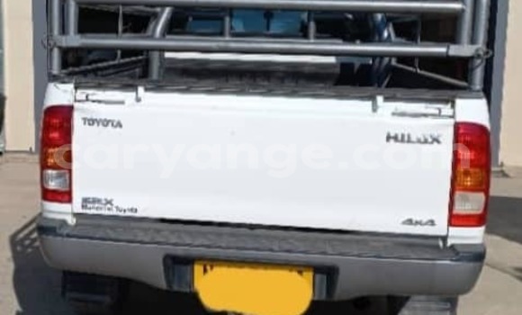 Buy Used Toyota Hilux White Car in Walvis Bay in Namibia Buy Used Toyota Hilux White Car in Walvis Bay in Namibia